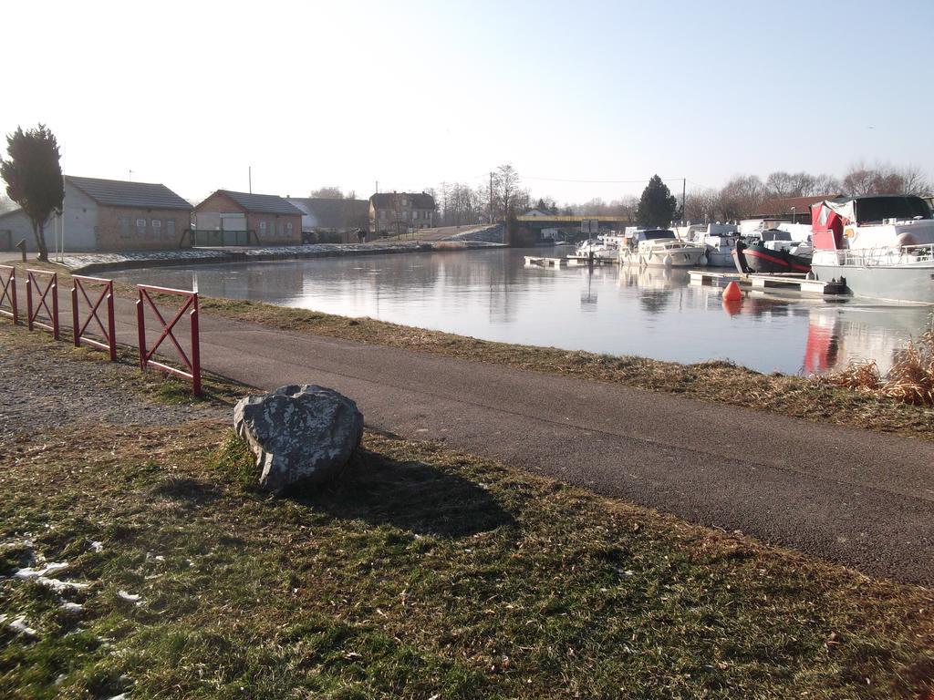 Gite Les Rosiers Traubach-le-Bas Экстерьер фото